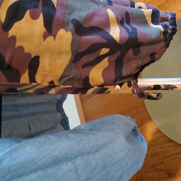 Women's denim and camo shirt dress - Picture 6 of 6